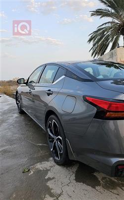 نيسان ألتيما